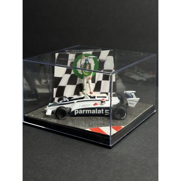 QUARTZO 1/43 F1 'World Champions' Brabham-BMW BT-49C Nelson Piquet QWC99014 - Picture 2 of 9